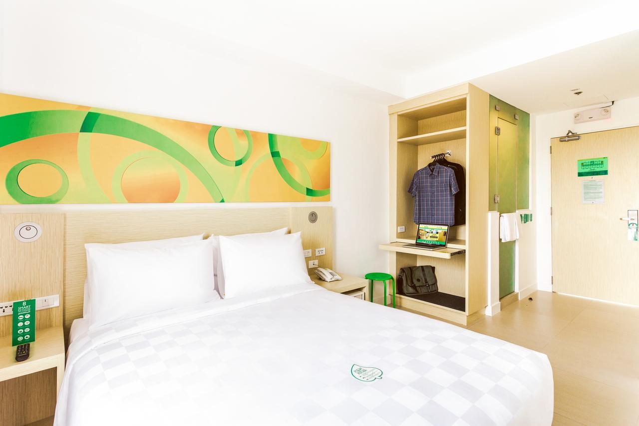 Go Hotels Cubao Quezón by Eksteriør bilde