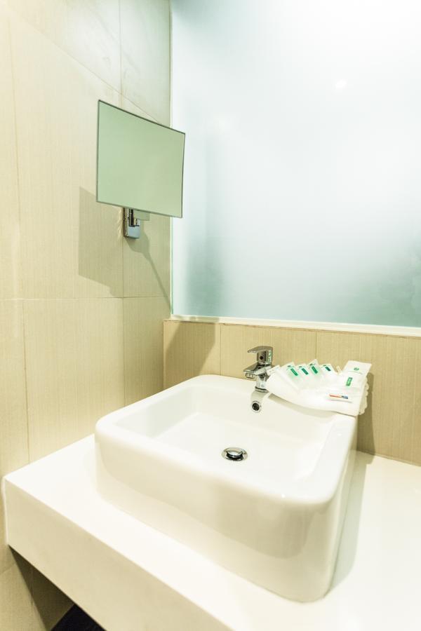 Go Hotels Cubao Quezón by Rom bilde